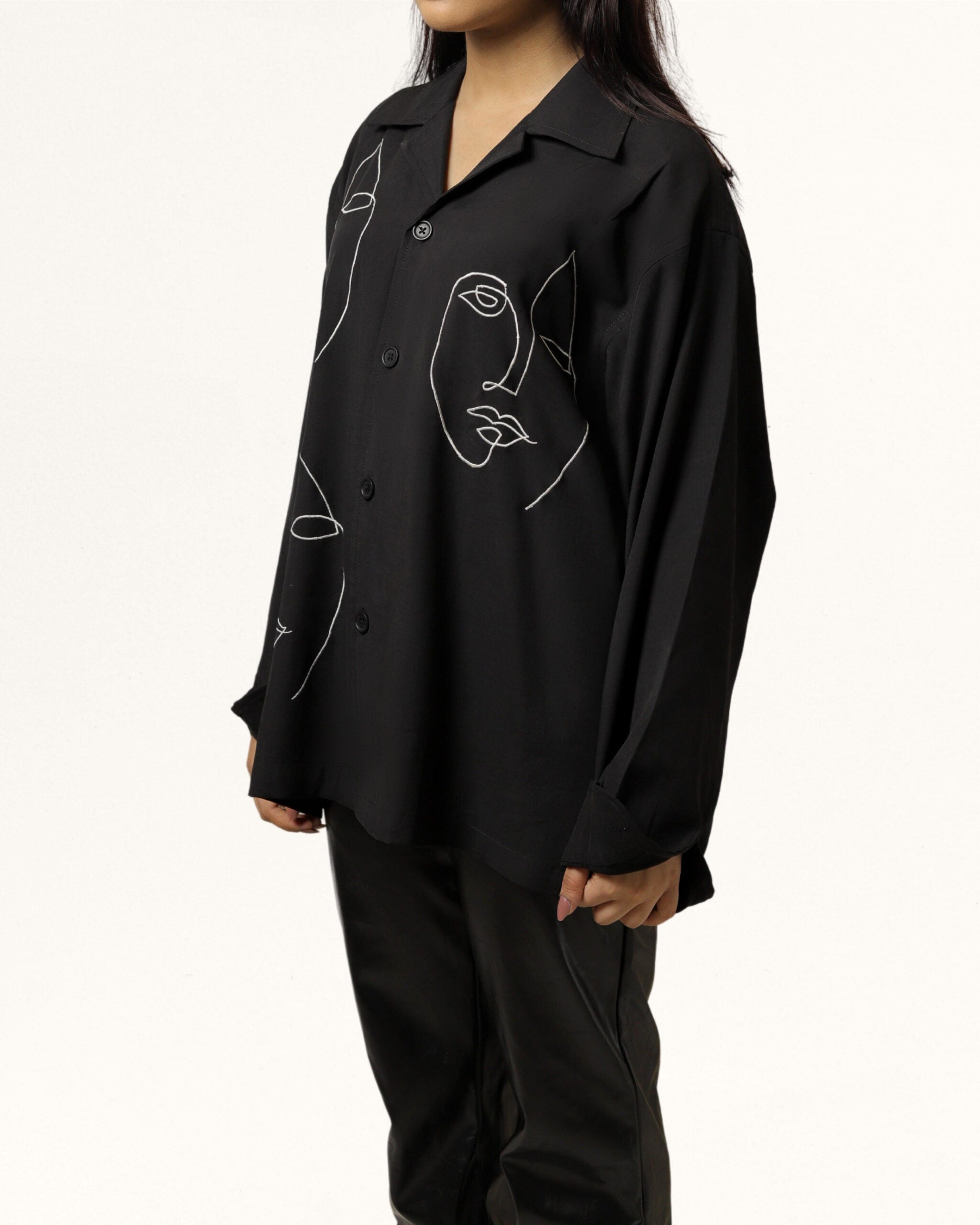 Nuez | Embroidered Cuban Collar Black Shirt