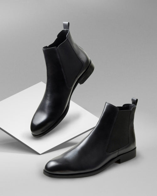 Obsidian | Black Chelsea Boot