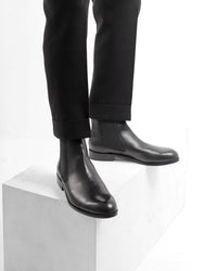 Obsidian | Black Chelsea Boot